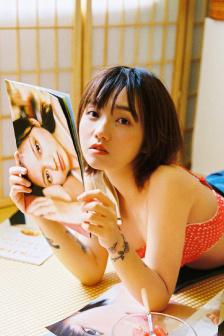 年轻女教师2
